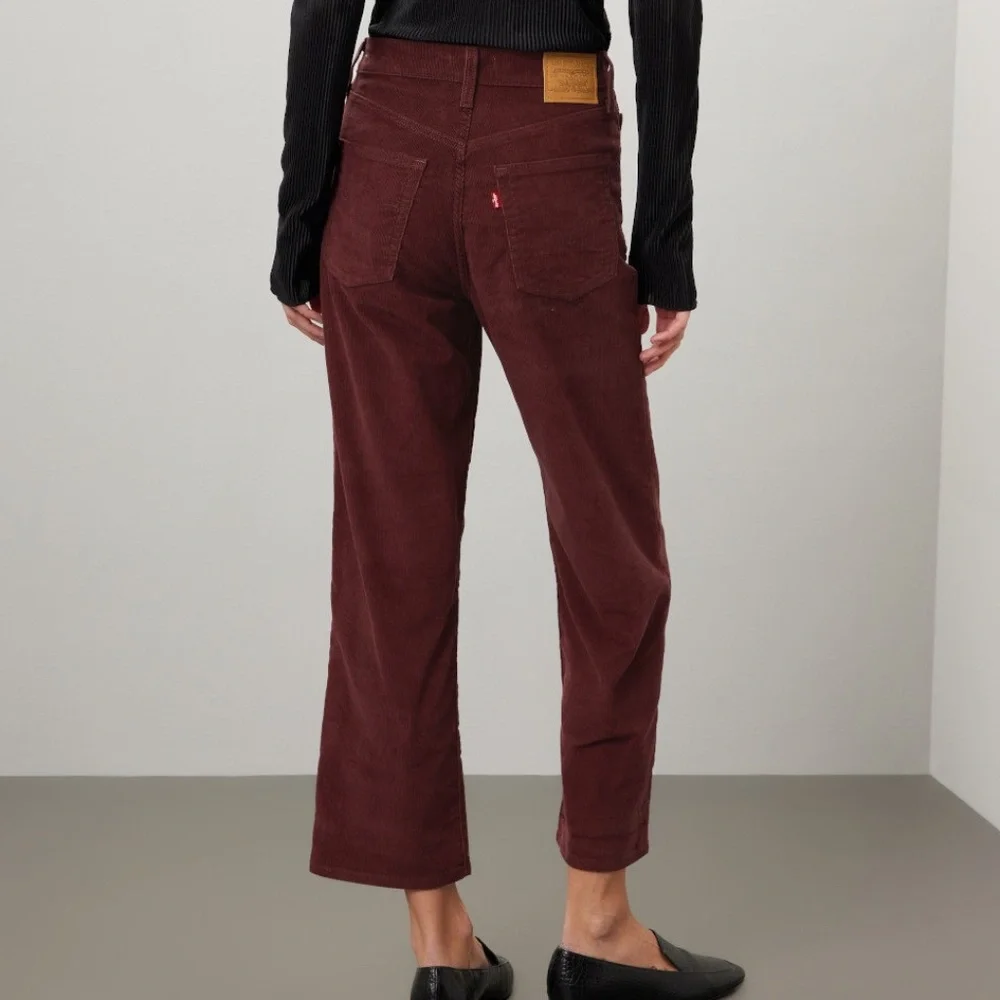 Levi's Ribcage Straight Ankle Jeans in Deep Burgundy Corduroy, 26 - Picture 3 of 13